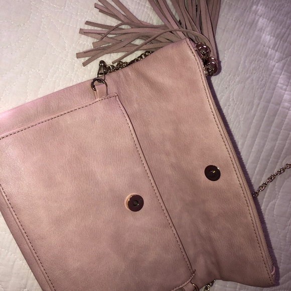 LIGHT PINK FOLDED LEATHER CROSS BODY BAG - Picture 3 of 9